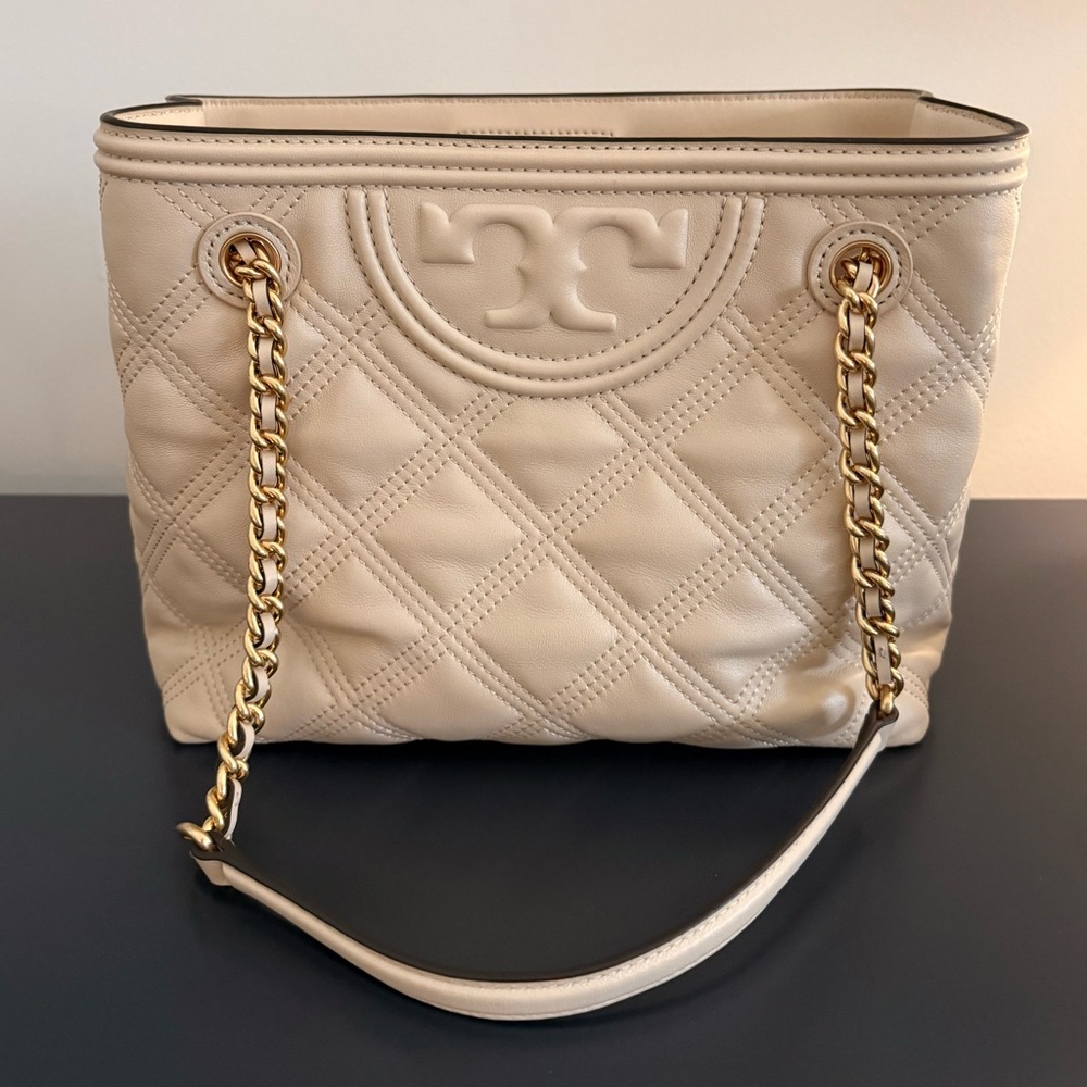 Tory Burch Cream Quilted Shoulder Bag